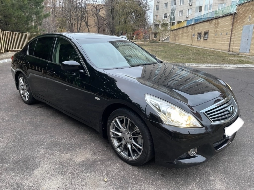 Продам Infiniti G25 Hi-tech