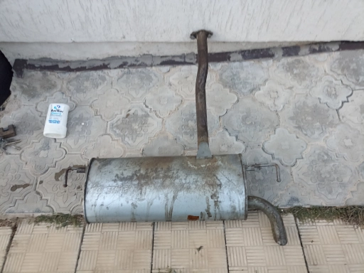Продам глушитель